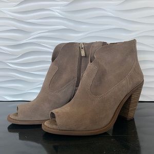 Brand New Jessica Simpson Suede Peep Toe Booties